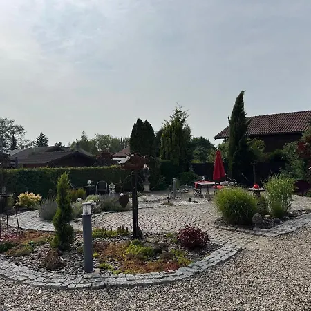 Holzhaus Horská chata Langatte