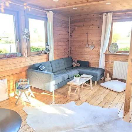 Holzhaus * Langatte